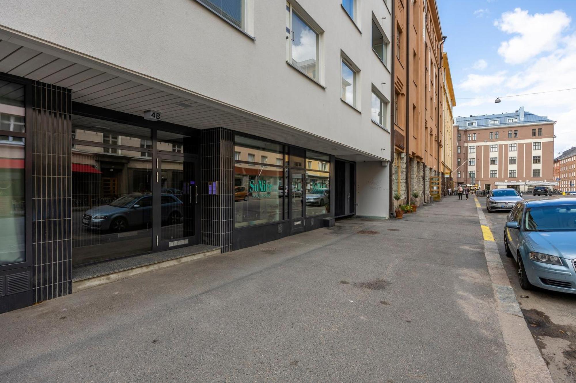 Stylish Flat In Trendy Kallio Helsinki